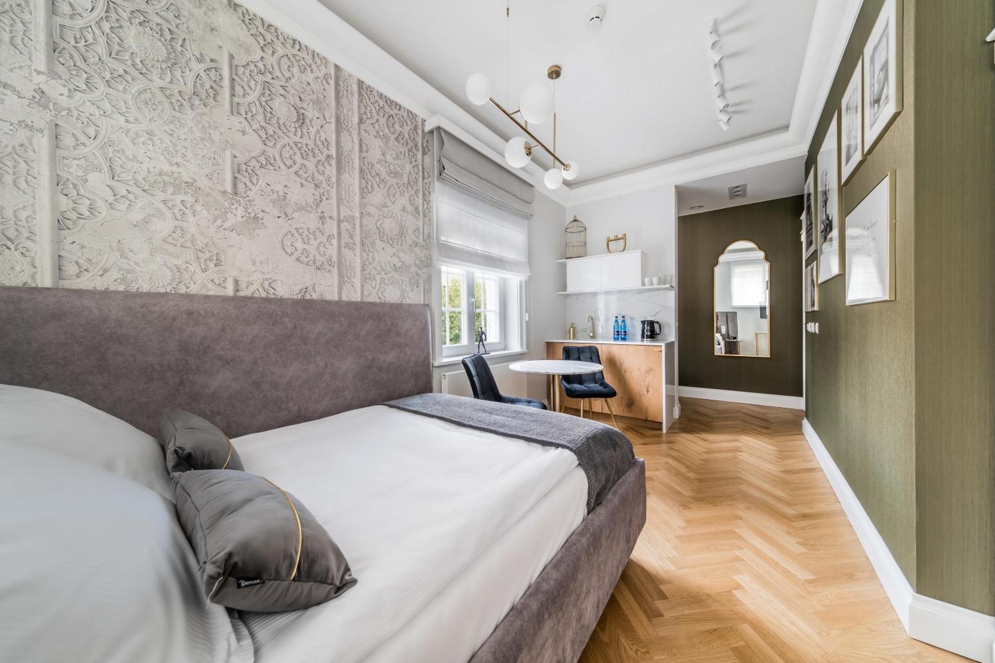 H Aparthotel Елк Номер фото